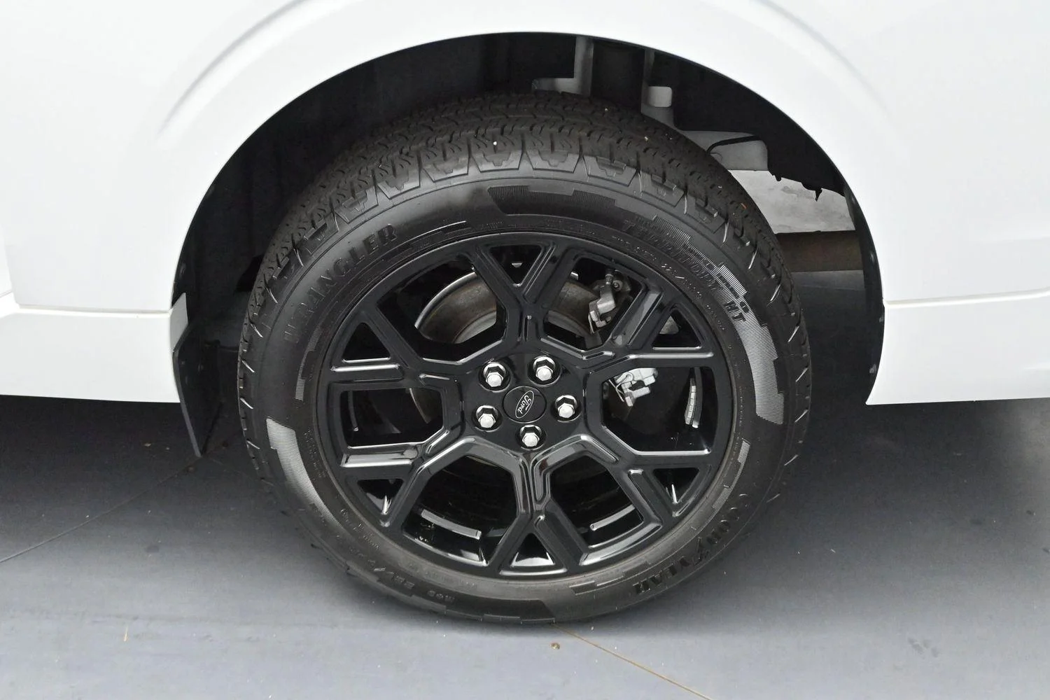 Used 2025 Oxford White Ford Lobo Standard image 29