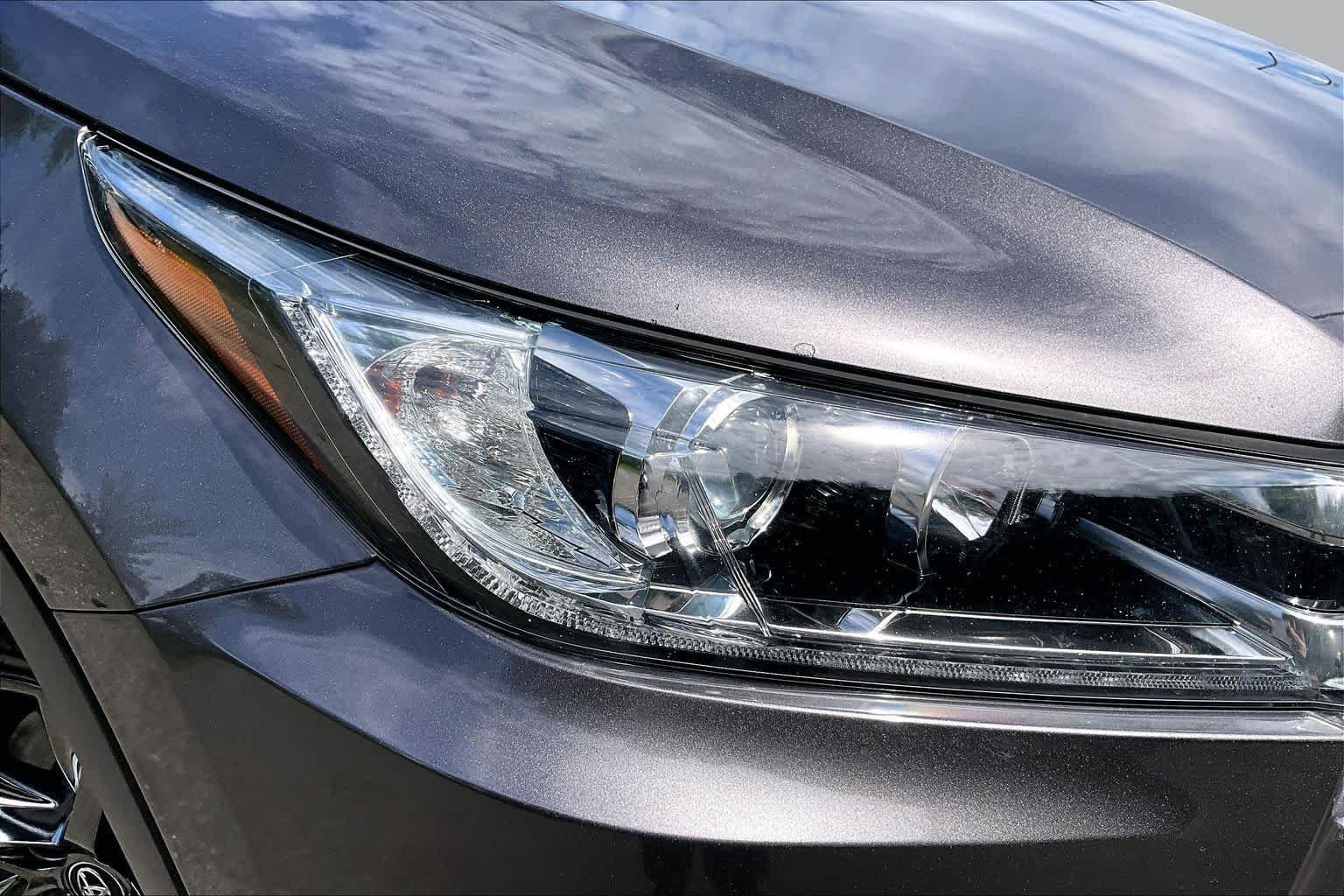 Used 2017 Predawn Gray Mica Toyota Limited Platinum image 25