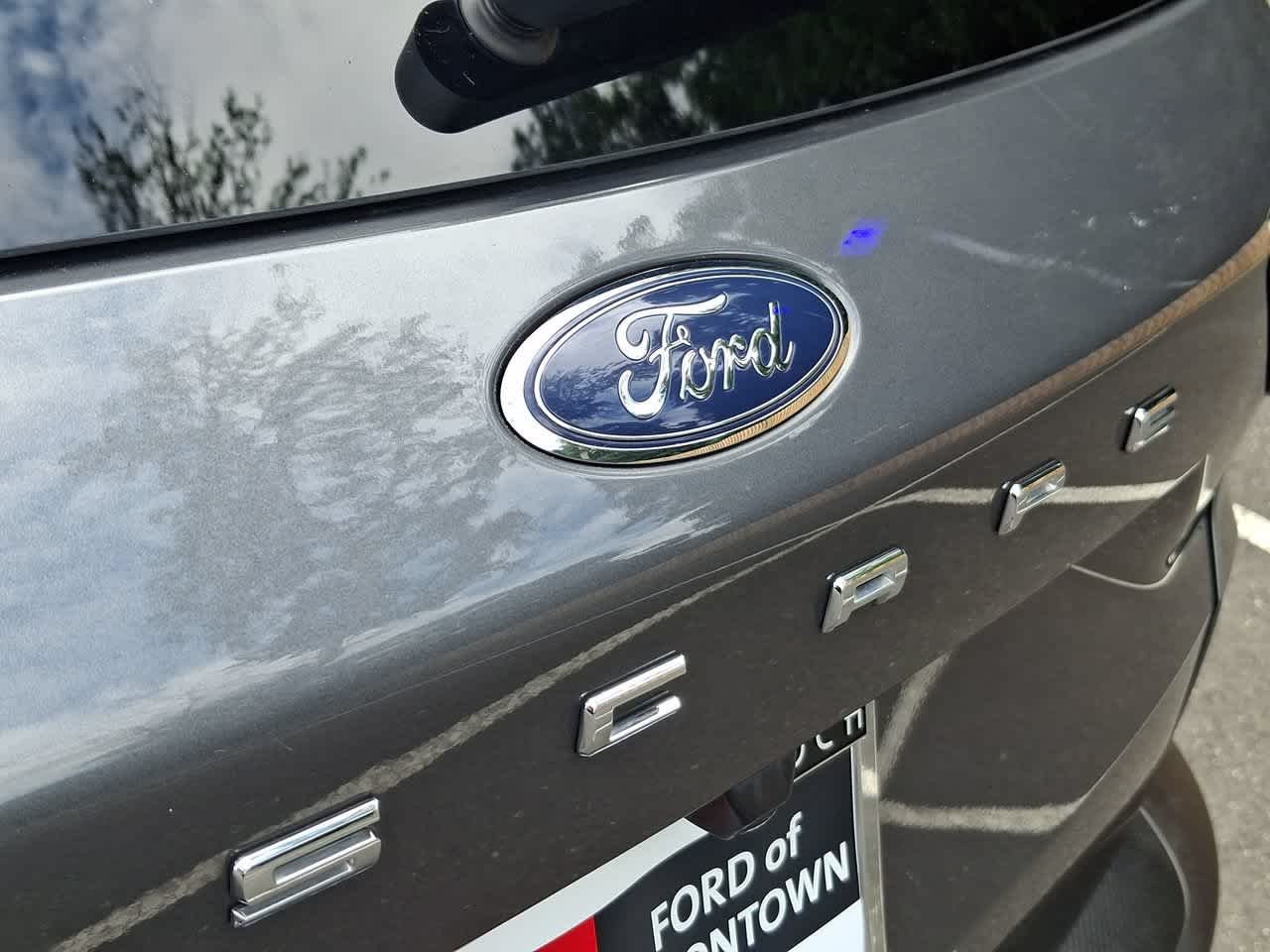Used 2025 Carbonized Gray Metallic Ford Active image 32