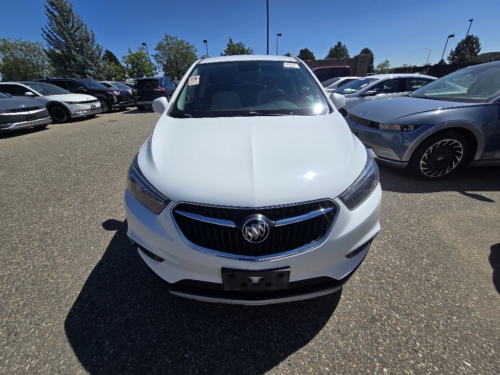 Used 2022 Summit White Buick Preferred image 19
