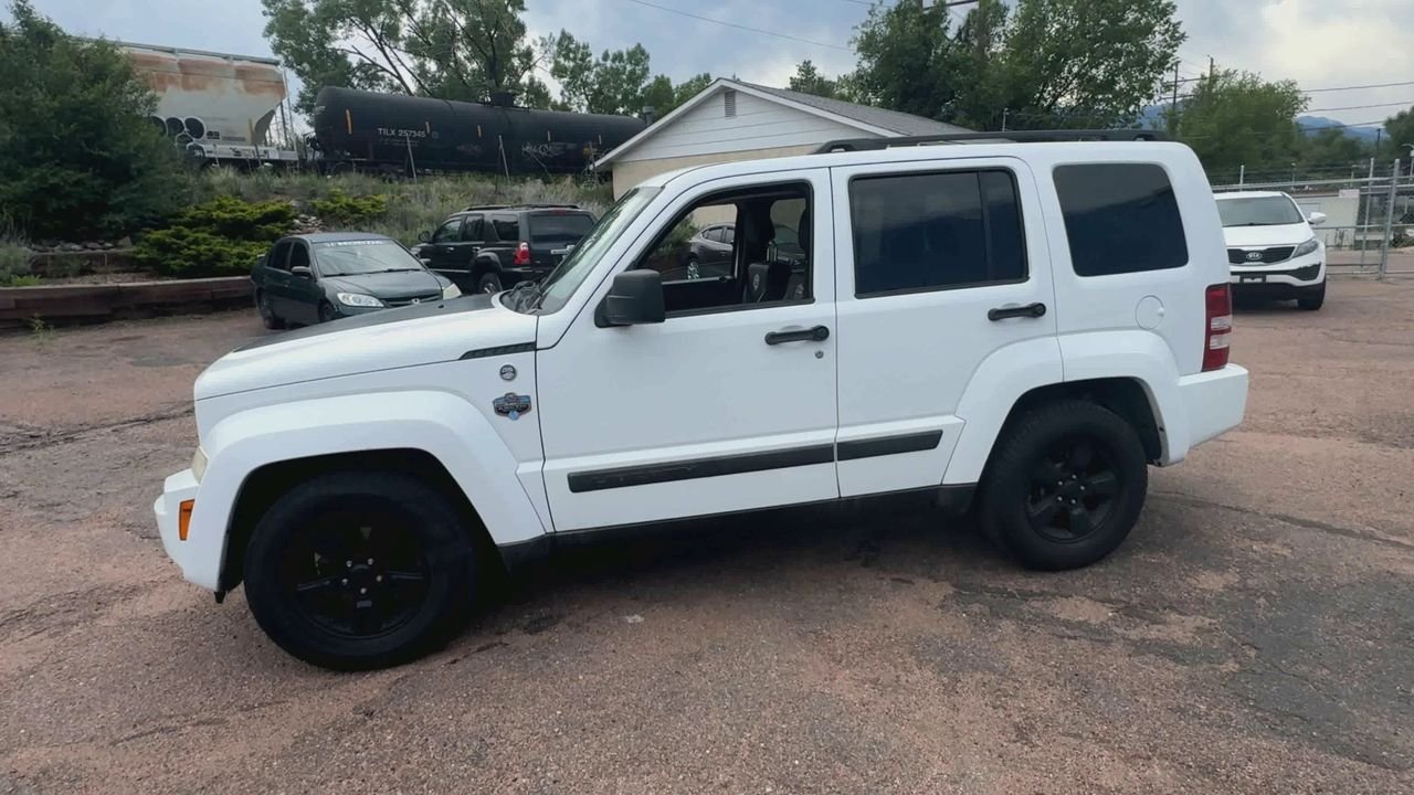 2012 Jeep Liberty Sport photo 4