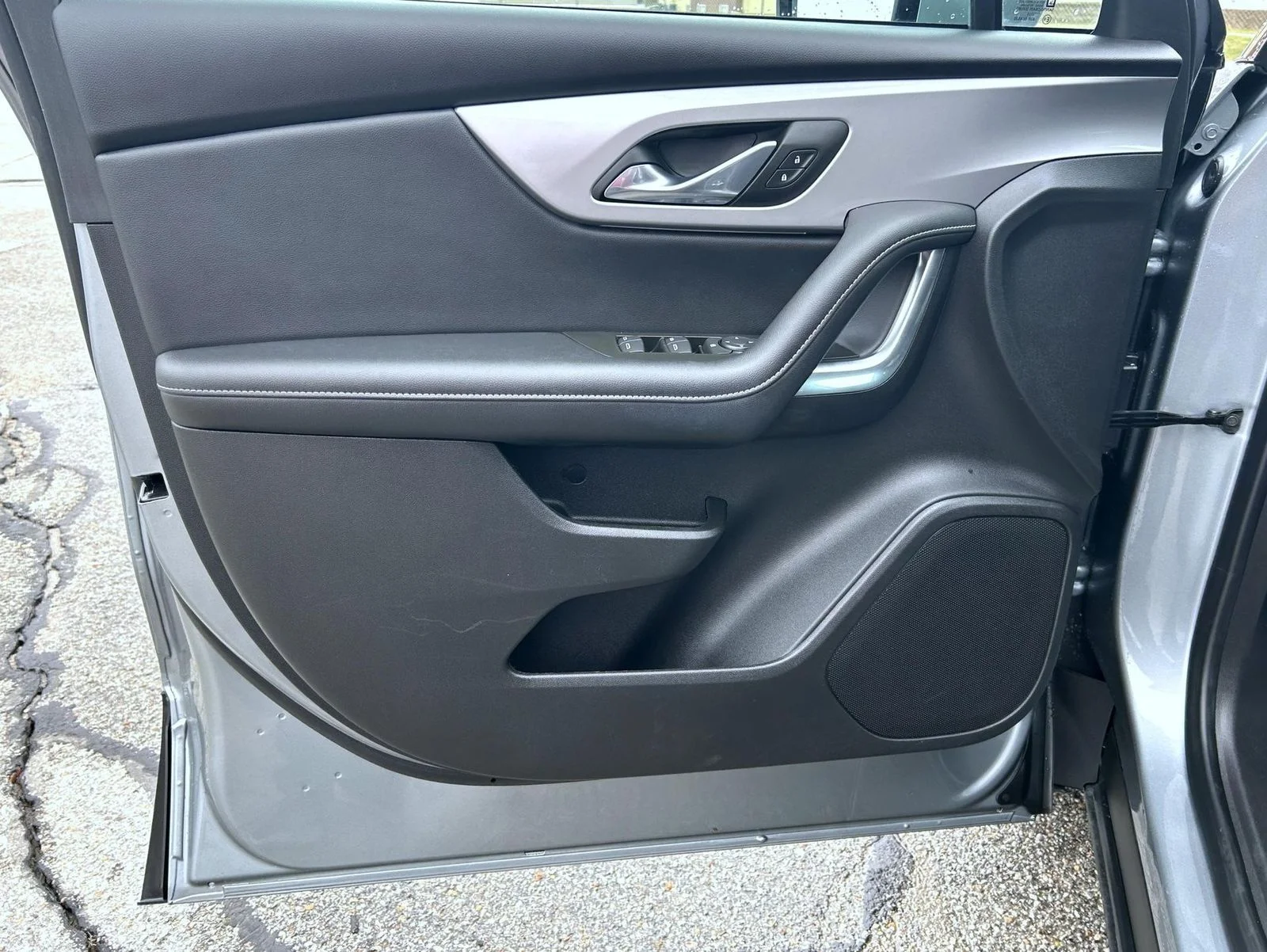 2025 Chevrolet Blazer 2LT - Photo 10
