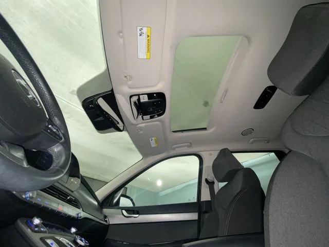 Used 2021 Black Hyundai SEL image 21