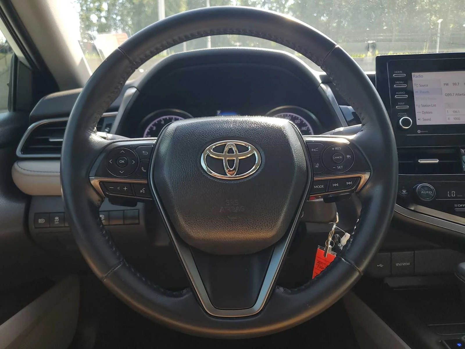 Used 2022 Celestial Silver Metallic Toyota SE image 18