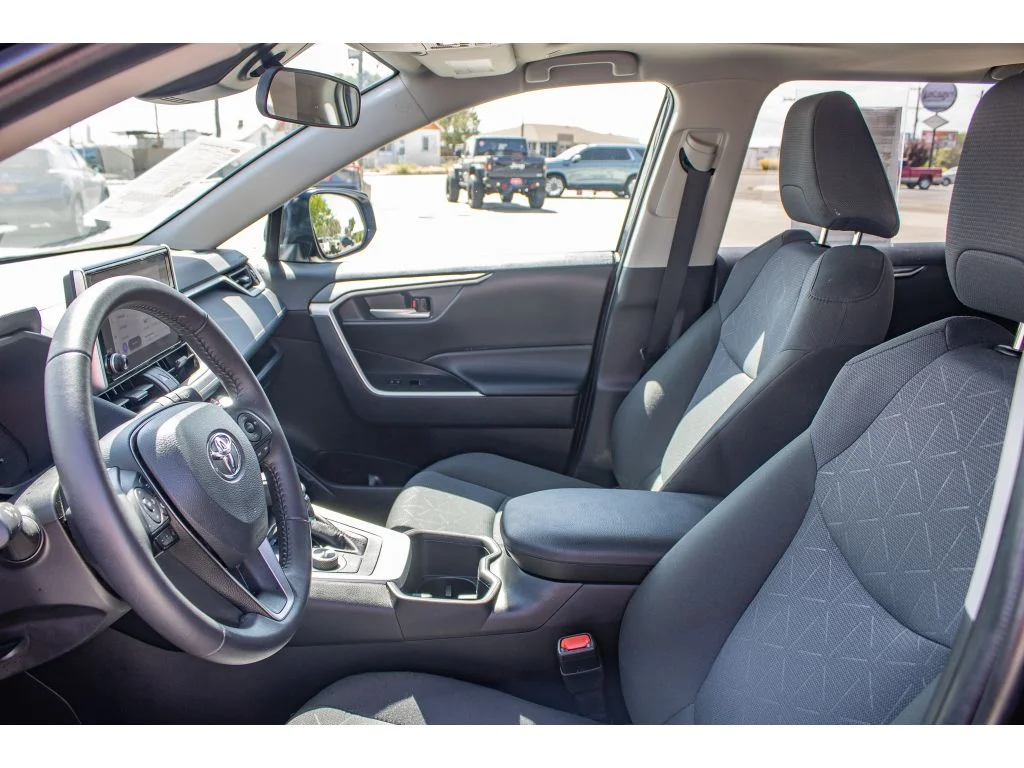 Used 2025 Blueprint Toyota Hybrid XLE image 29