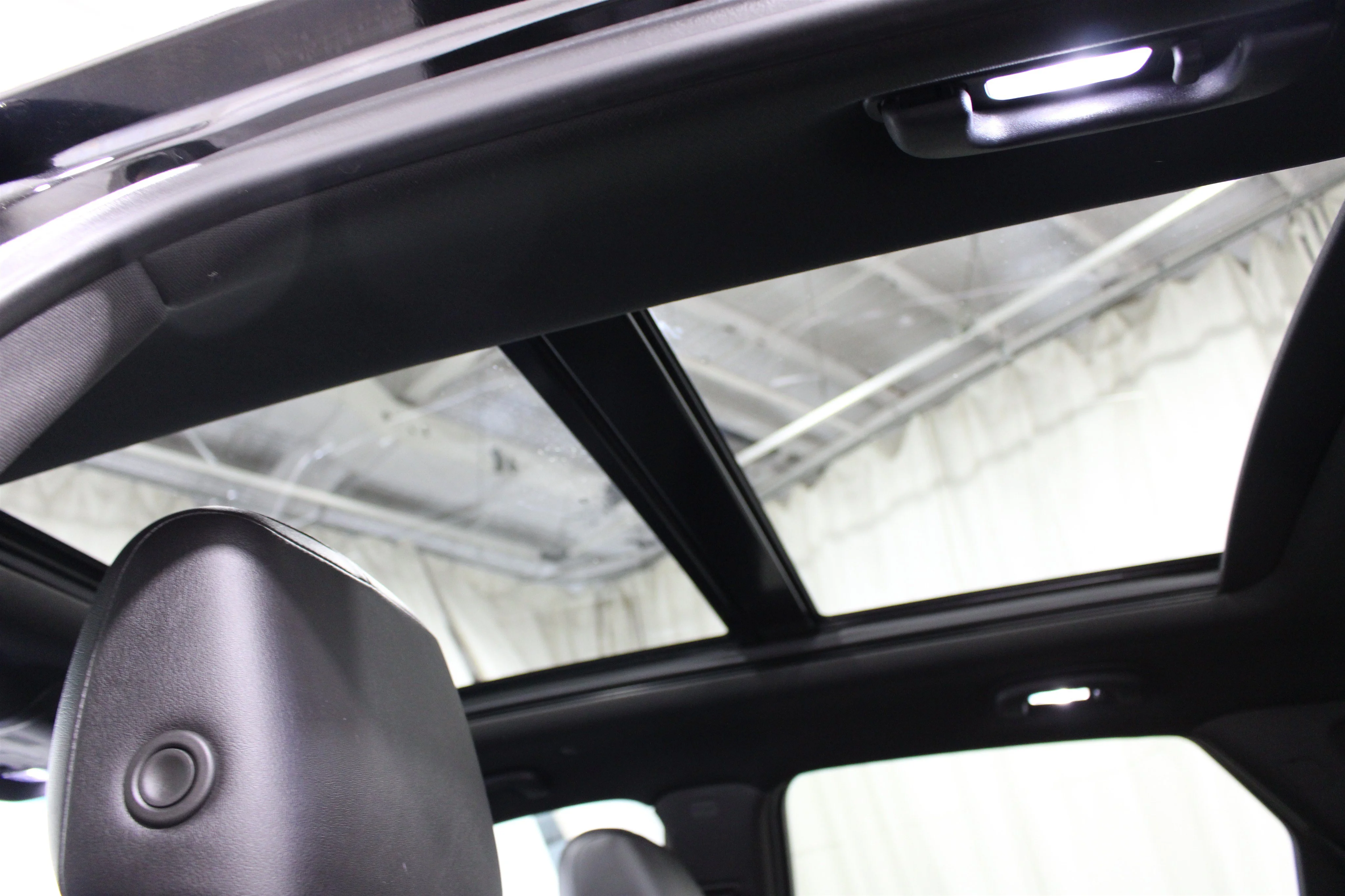 Used 2021 Stellar Black Metallic Cadillac AWD Premium Luxury image 23