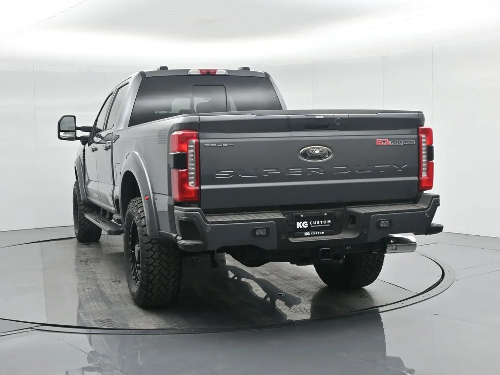 New 2026 Carbonized Gray Metallic Ford Lariat image 31