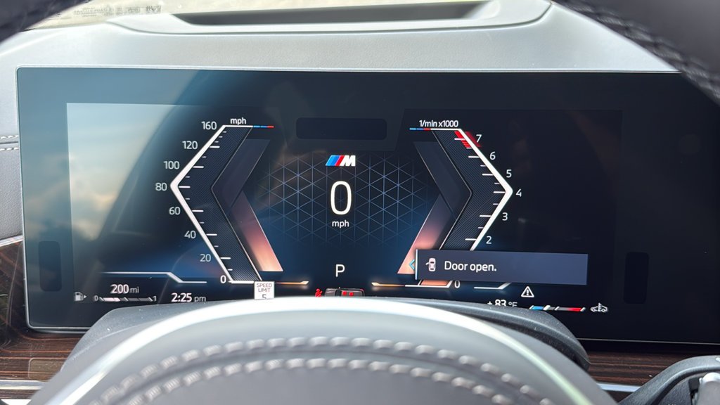 New 2027 Mineral White Metallic BMW xDrive40i image 15