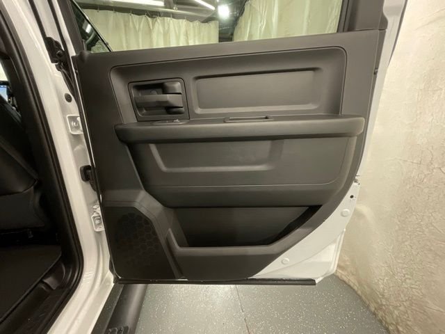 New 2026 Bright White Clear-Coat Exterior Paint RAM Tradesman image 24