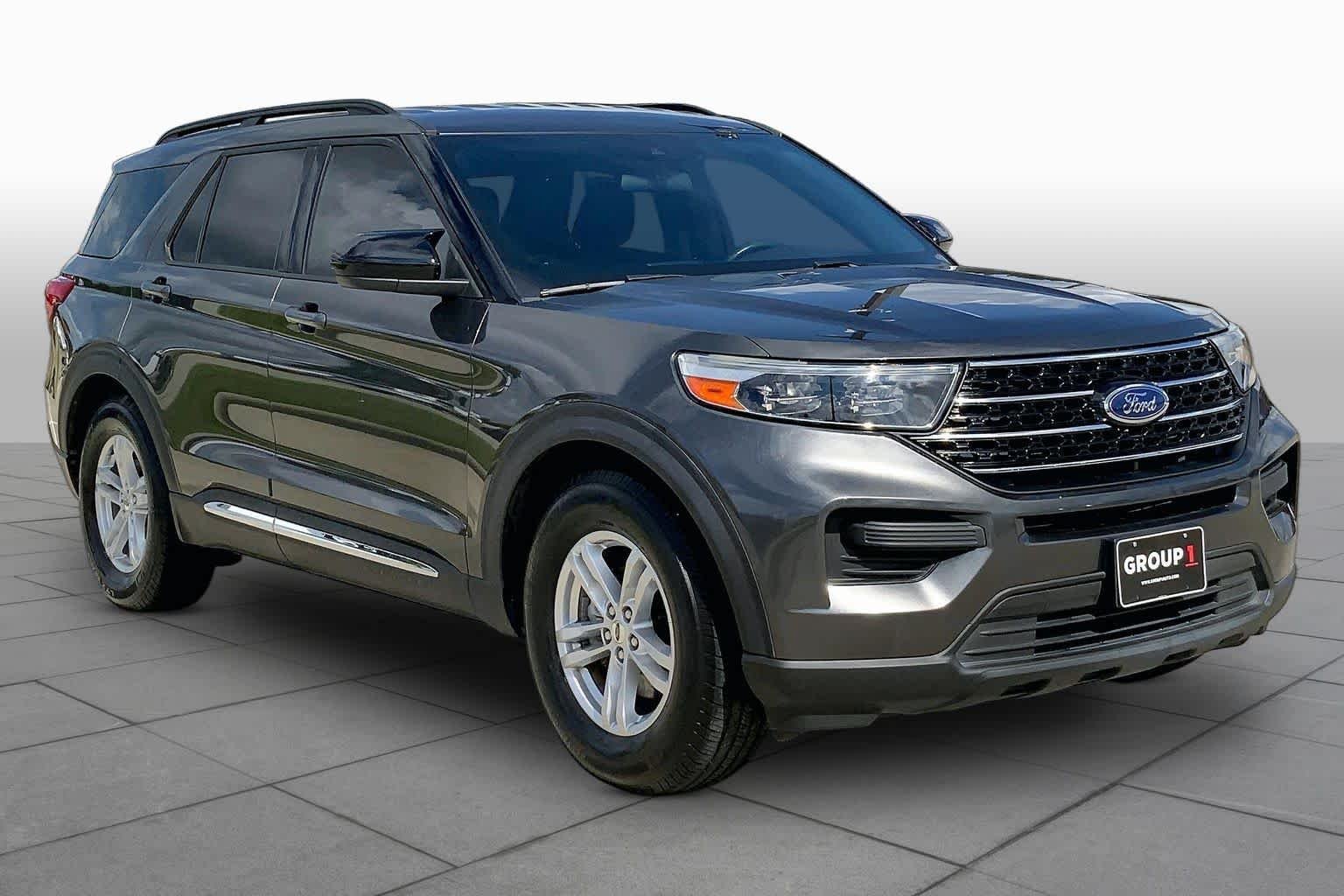 Used 2020 Magnetic Metallic Ford XLT image 3