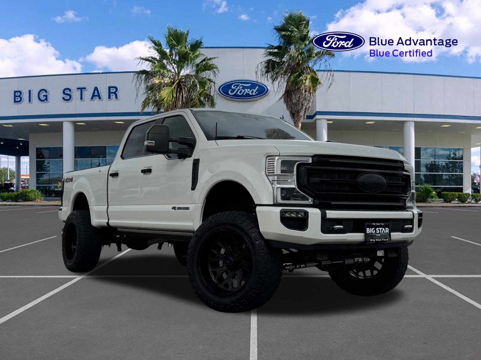 Used 2022 White Ford Platinum image 1