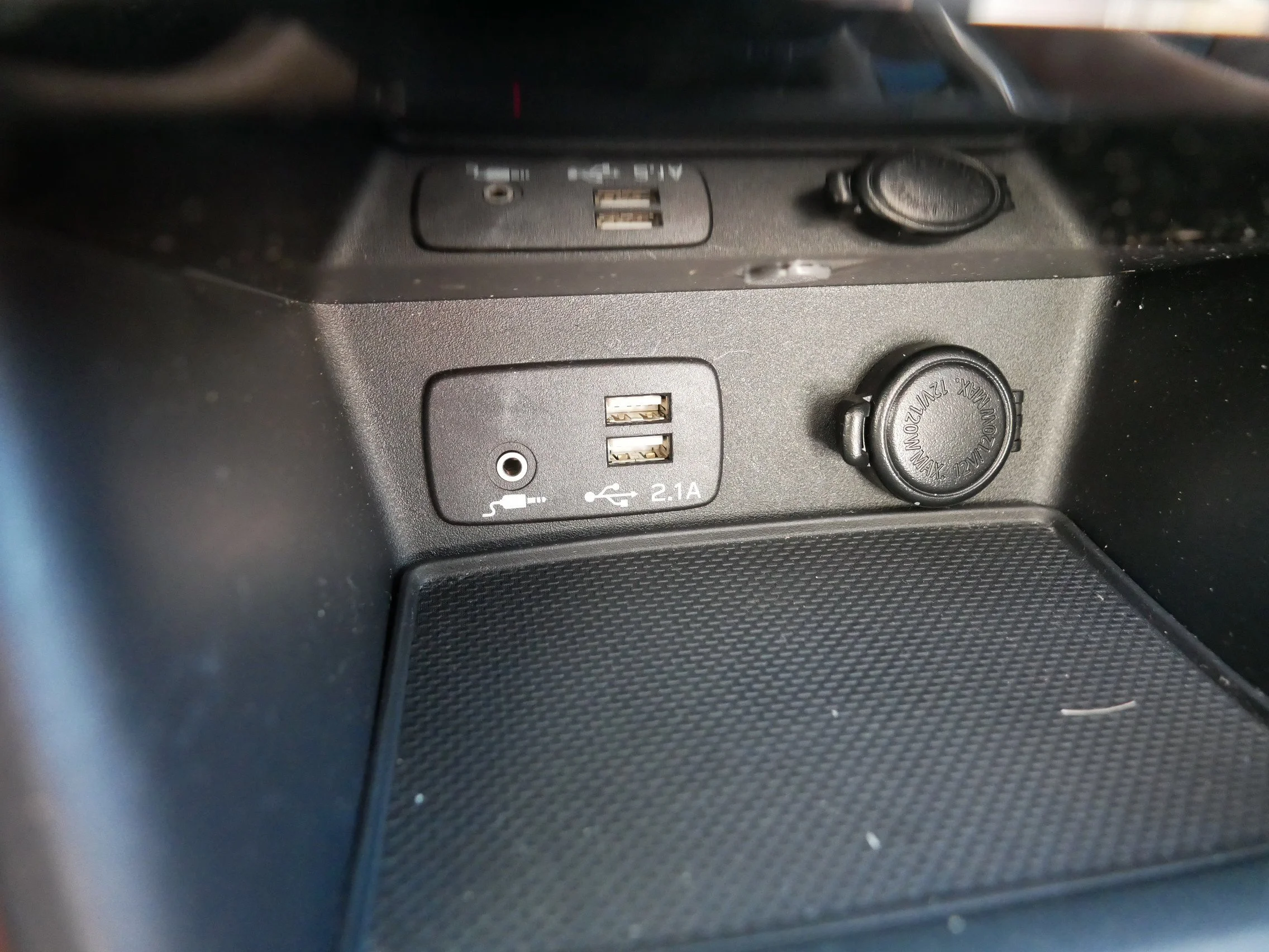 Used 2023 Crystal Black Silica Subaru Touring image 33