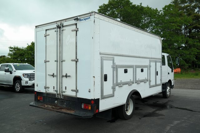 Used 2018  Hino  image 8