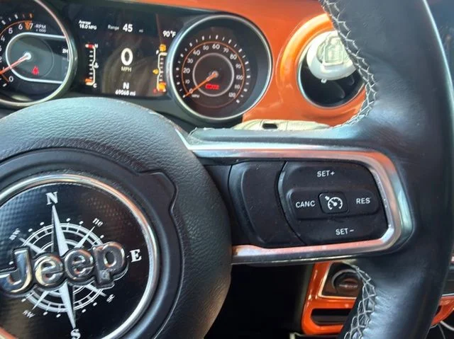 Used 2018 Gray Jeep Unlimited Sahara image 28