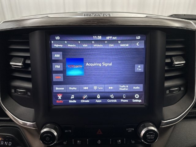 Used 2020 Bright White Clearcoat Ram Laramie image 17