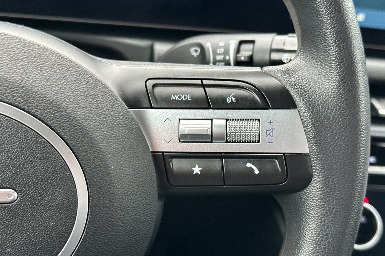 2025 Hyundai Santa Cruz SEL - Photo 26