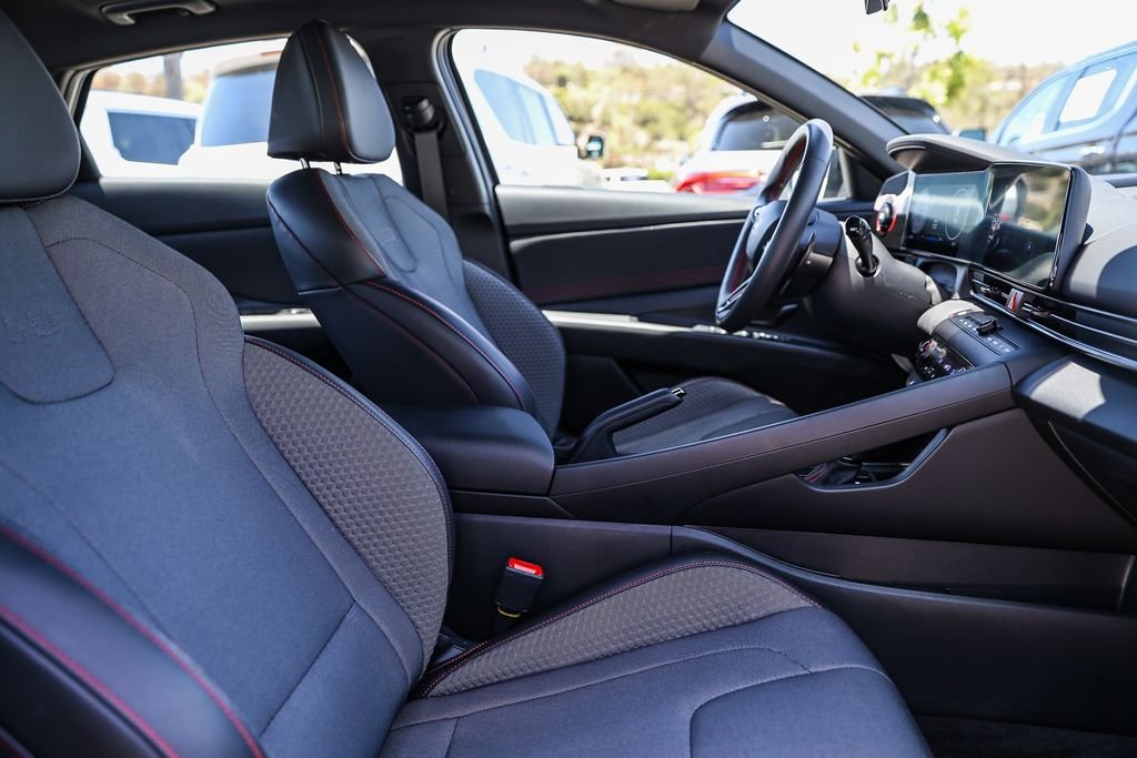 2026 Hyundai Elantra N Line - Photo 17
