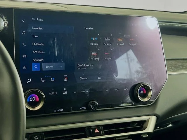 2024 Lexus RX Hybrid 350h - Photo 16