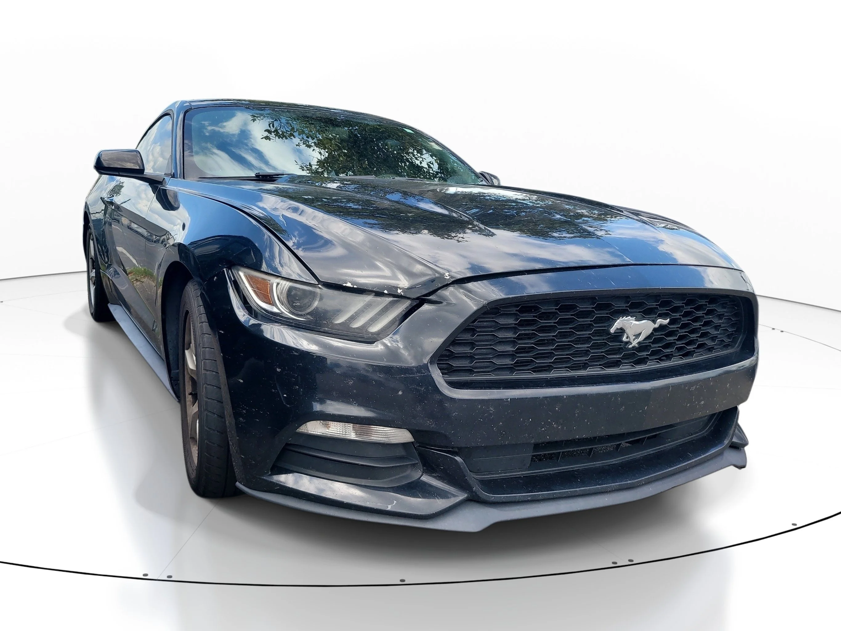 Used 2017 Shadow Black Ford V6 image 1