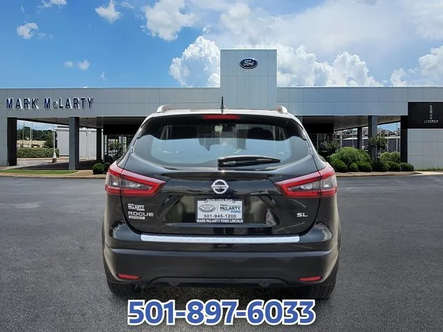 Used 2020 Black Nissan SL image 4