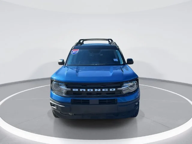 Used 2023 Blue Ford Outer Banks image 2