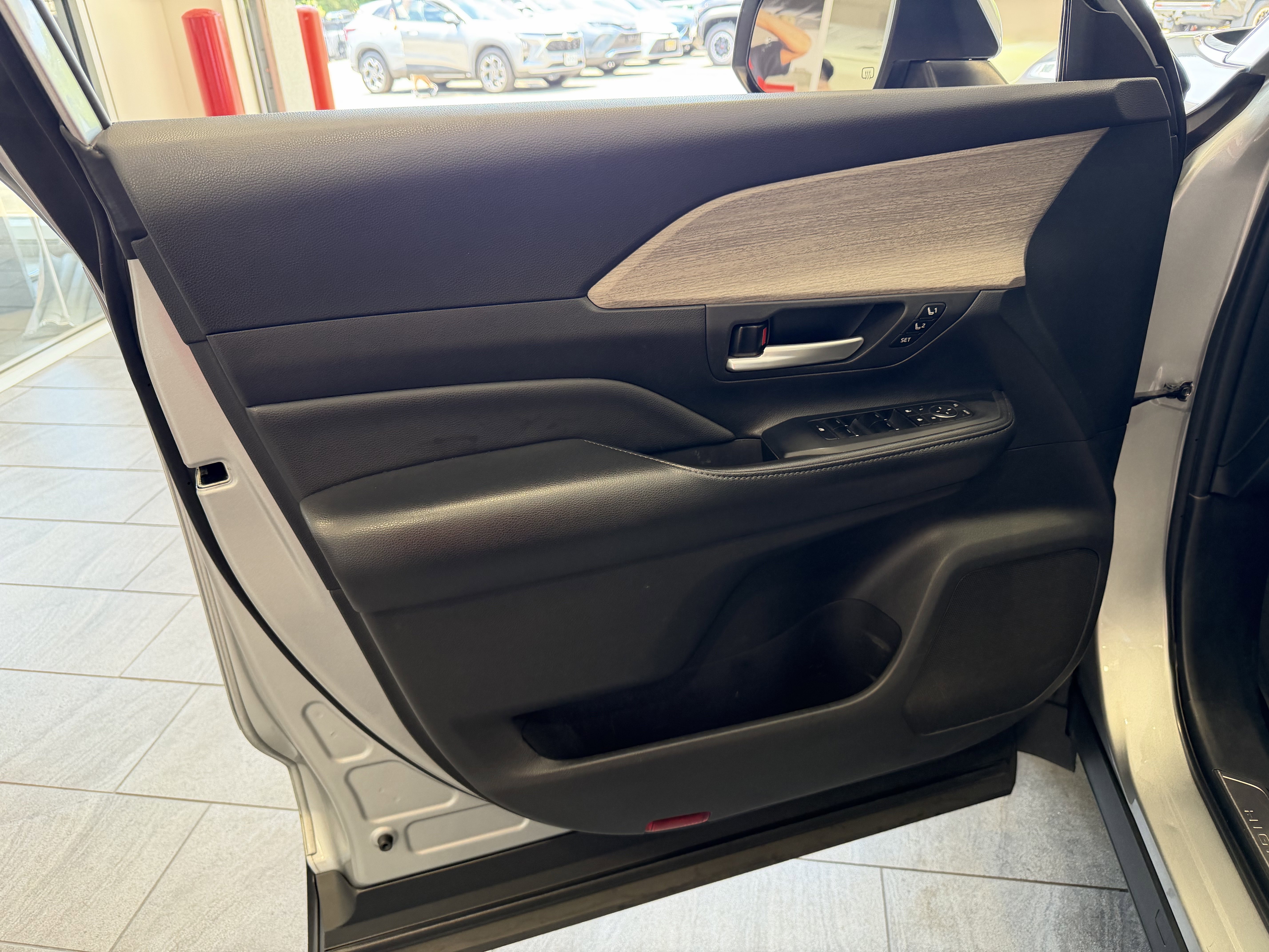 Certified Used 2024 Silver Toyota  image 29