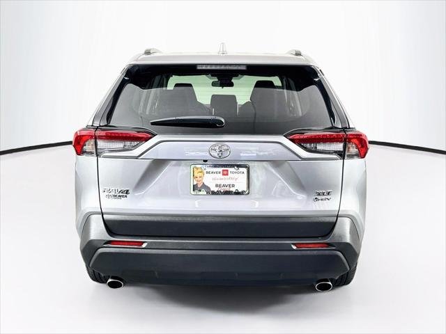 Certified Used 2025 SILVER SKY METALLIC Toyota  image 11