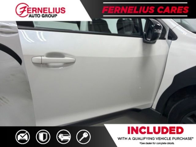 Used 2025 White Subaru Onyx Edition image 15