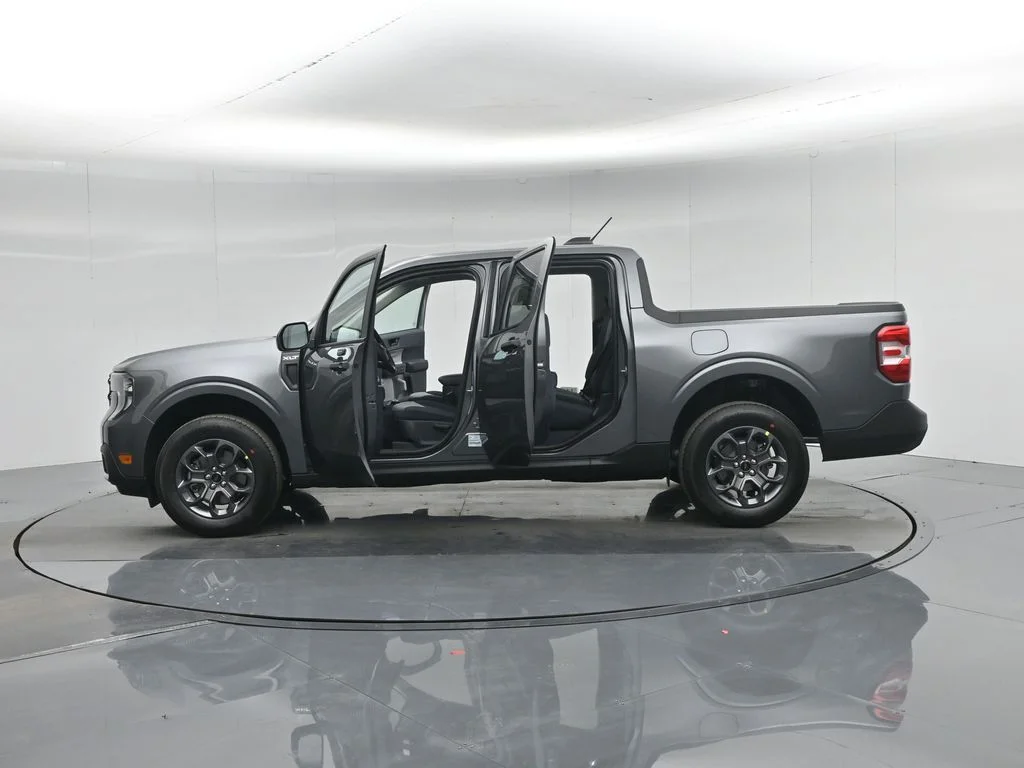 Certified Used 2026 Gray Ford XLT image 35