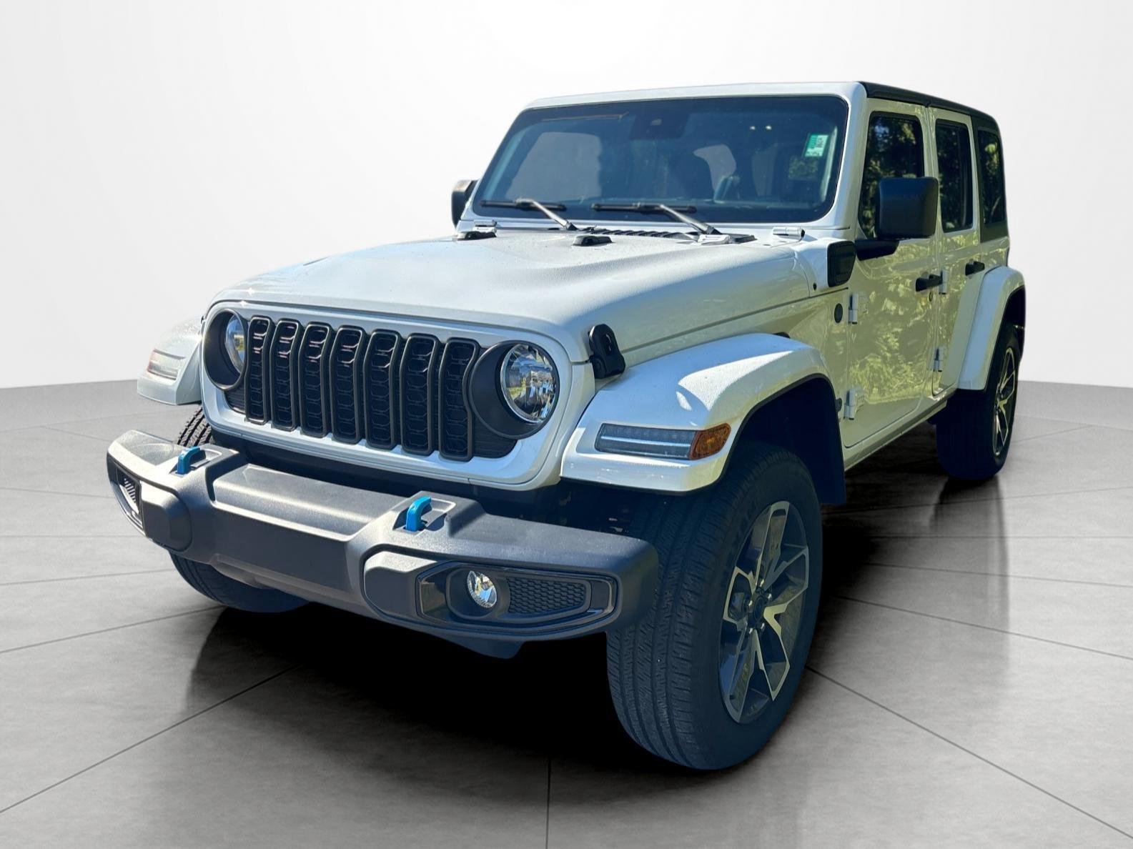 Used 2024 Bright White Clearcoat Jeep Sport S image 1