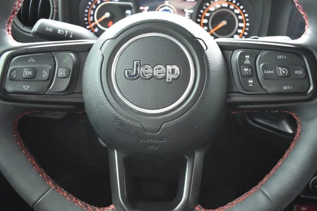 Used 2024 Gray Jeep Rubicon image 21