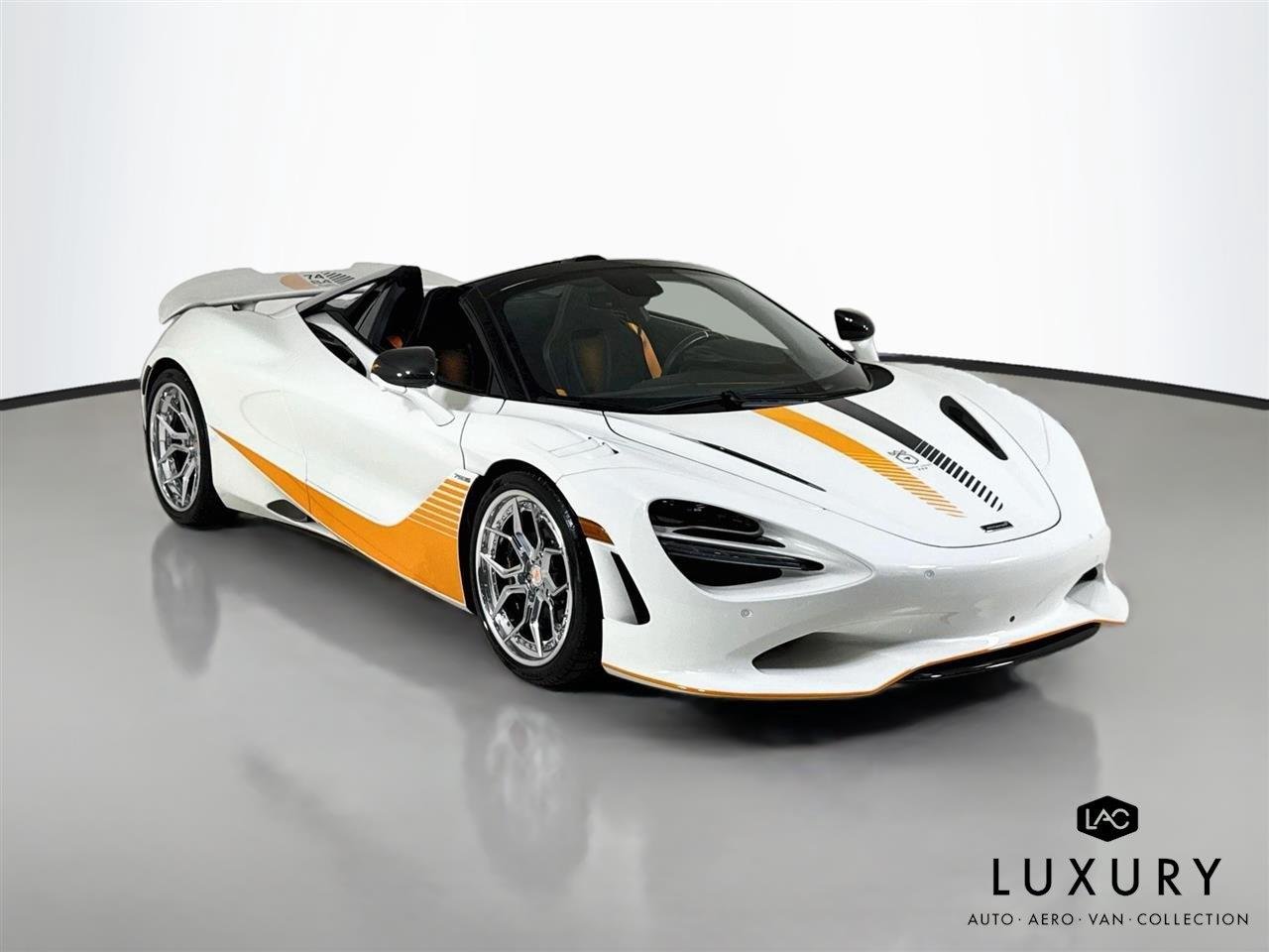 Used 2024 Monaco White 60th Anniversary Triple Crown McLaren Spider | 468K MSRP image 3