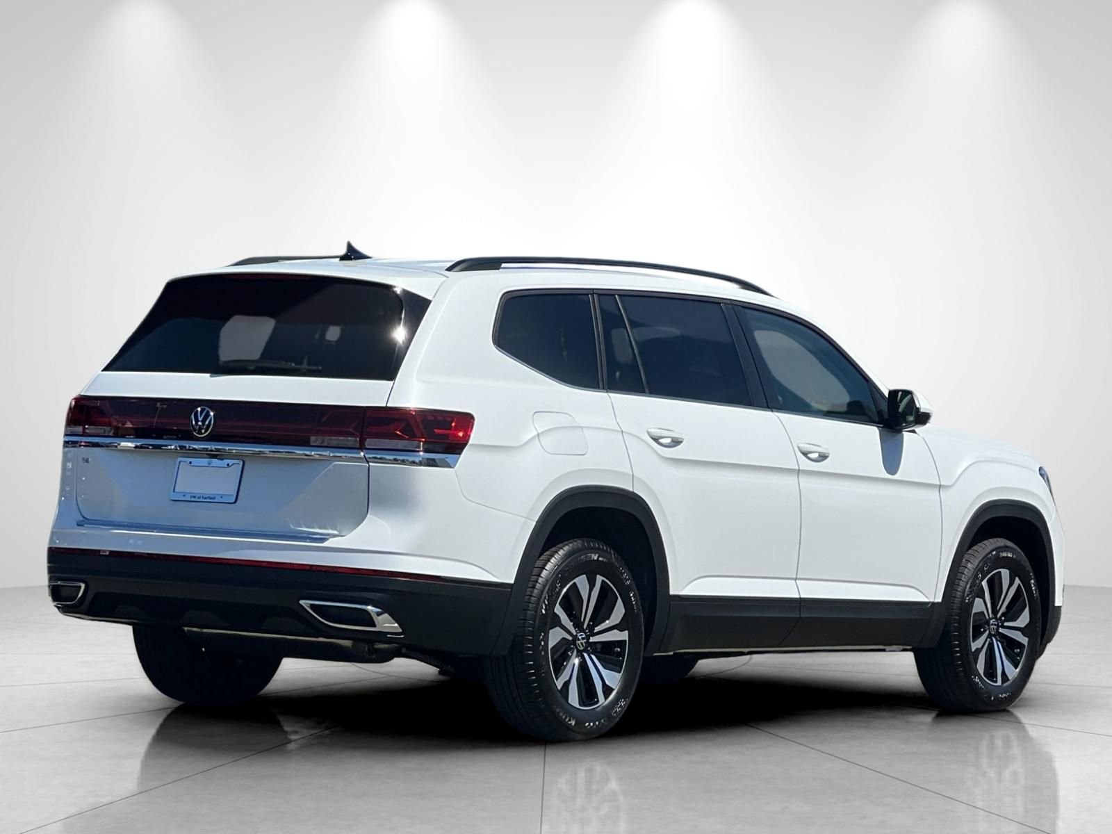 New 2026 Opal White Pearl Volkswagen SE image 5