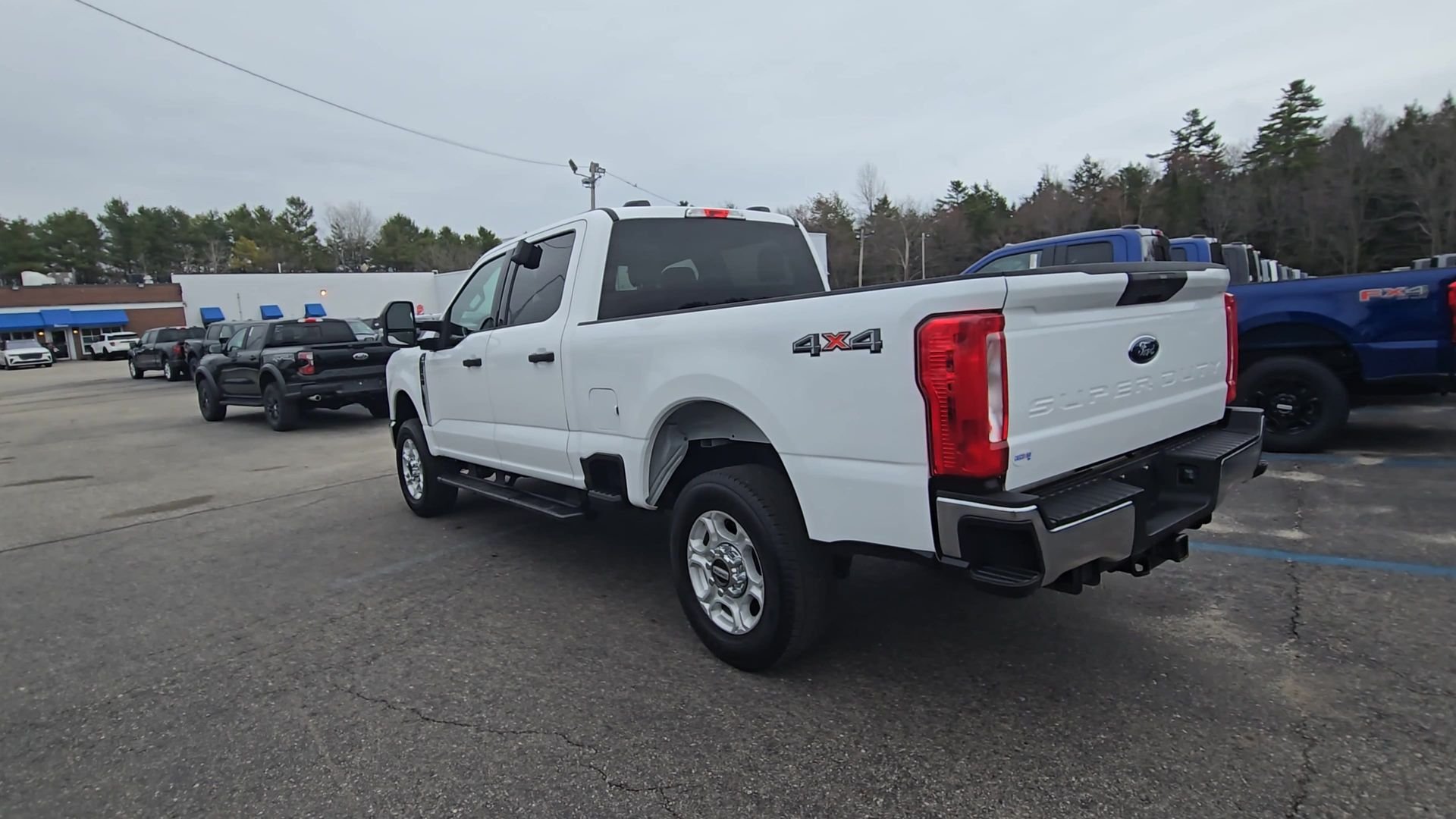 Used 2025 White Ford XLT image 17