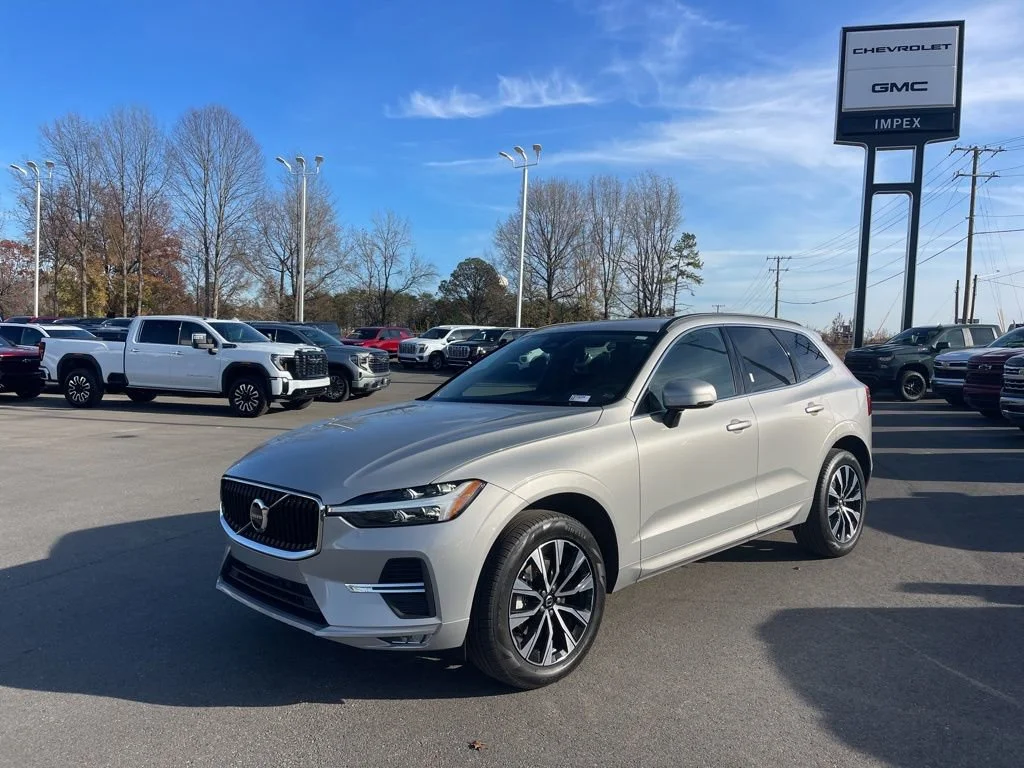 Gray 2023 Volvo XC60 B5 Core AWD SUV / Crossover All-Wheel Drive