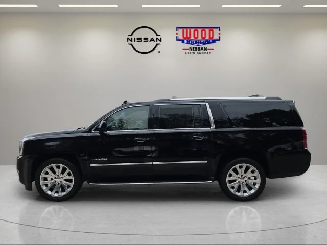 Used 2017 Onyx Black GMC Denali image 5