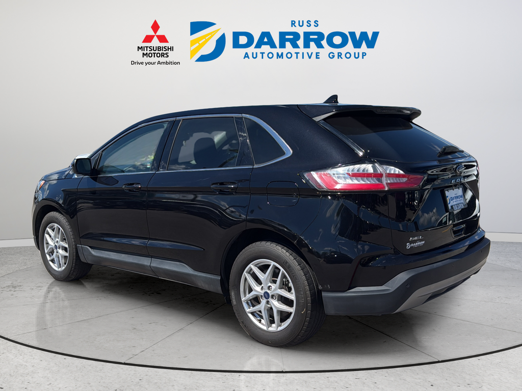 Used 2024 Black Ford SEL image 3