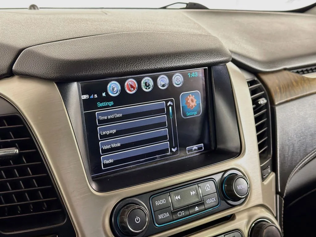Used 2018 White GMC Denali image 16