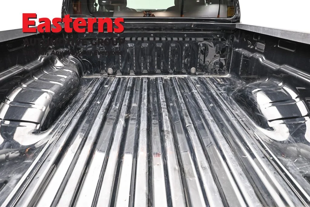 Used 2022 Black Nissan S image 9