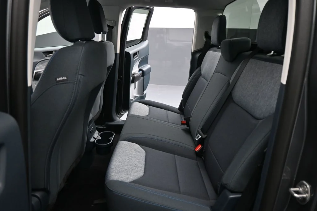 New 2026 Carbonized Gray Metallic Ford XLT image 16