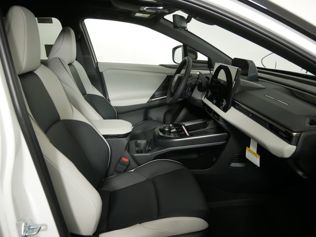 New 2027 Wind Chill Pearl with Midnight Black Metallic roof Toyota Limited image 16