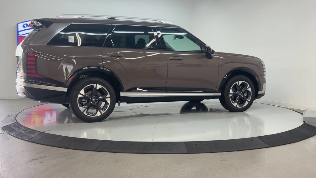 New 2026 Pearl Hyundai Limited AWD image 7