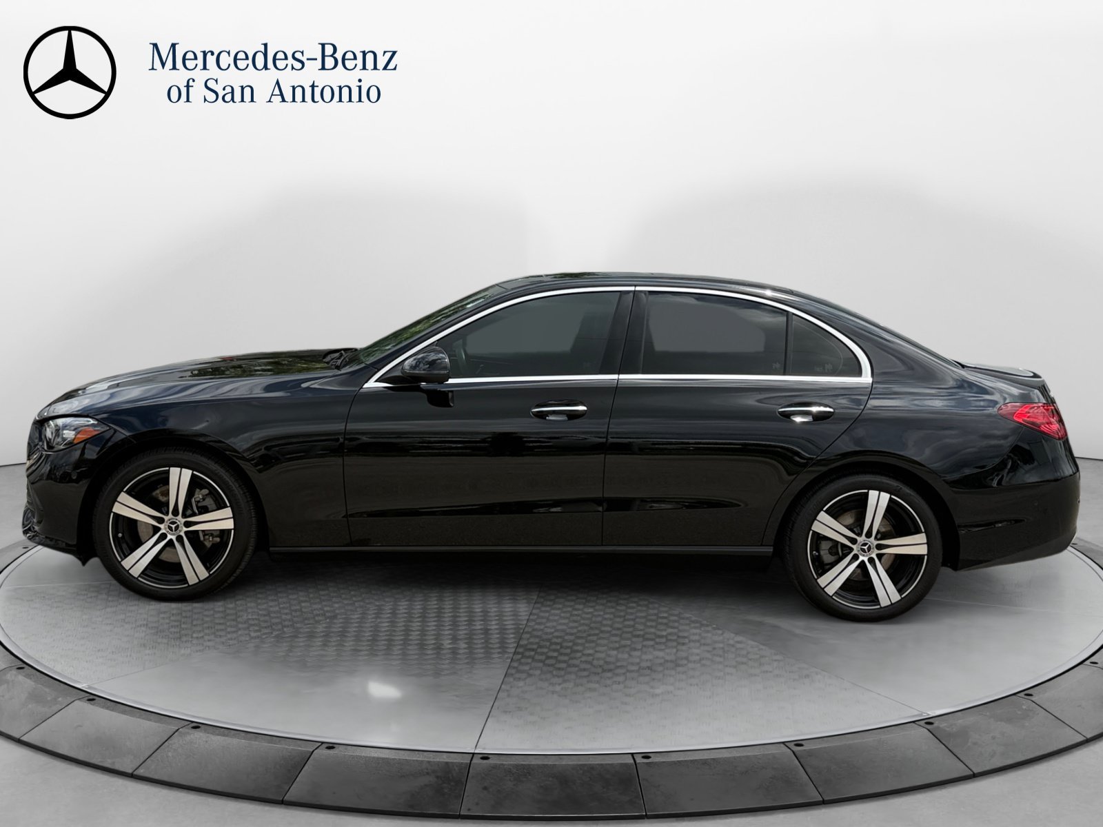 Used 2025 Black Mercedes-Benz C 300 image 4