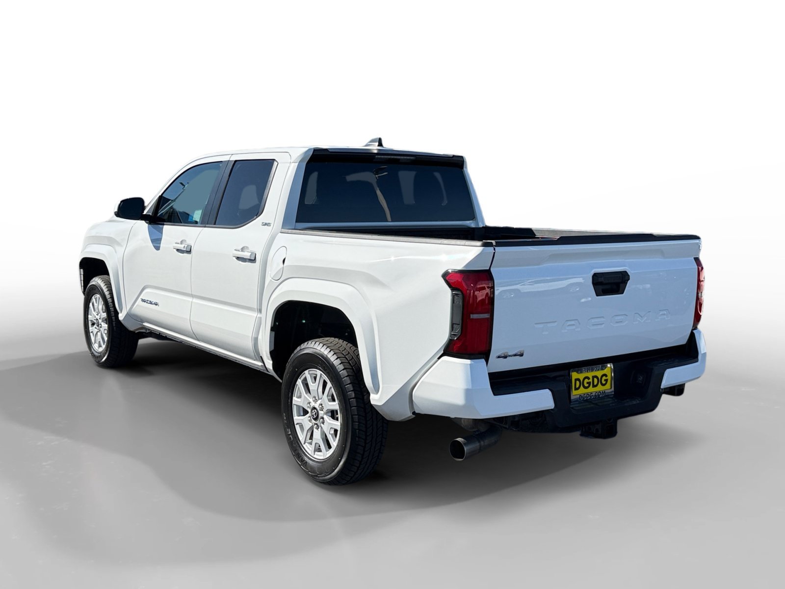 Used 2025 Ice Toyota SR5 image 3