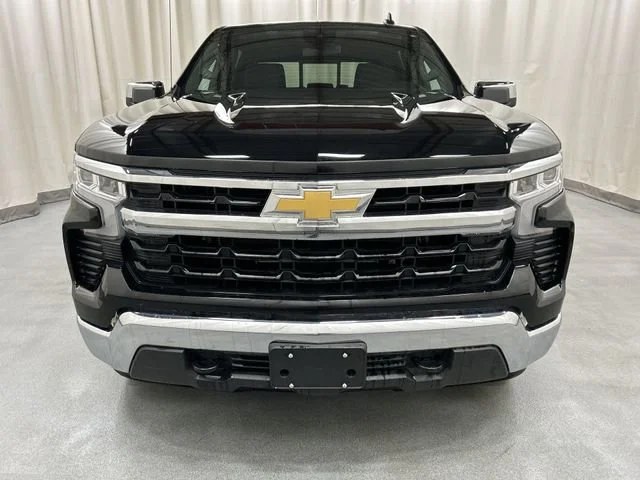 New 2026 Black Chevrolet LT image 6