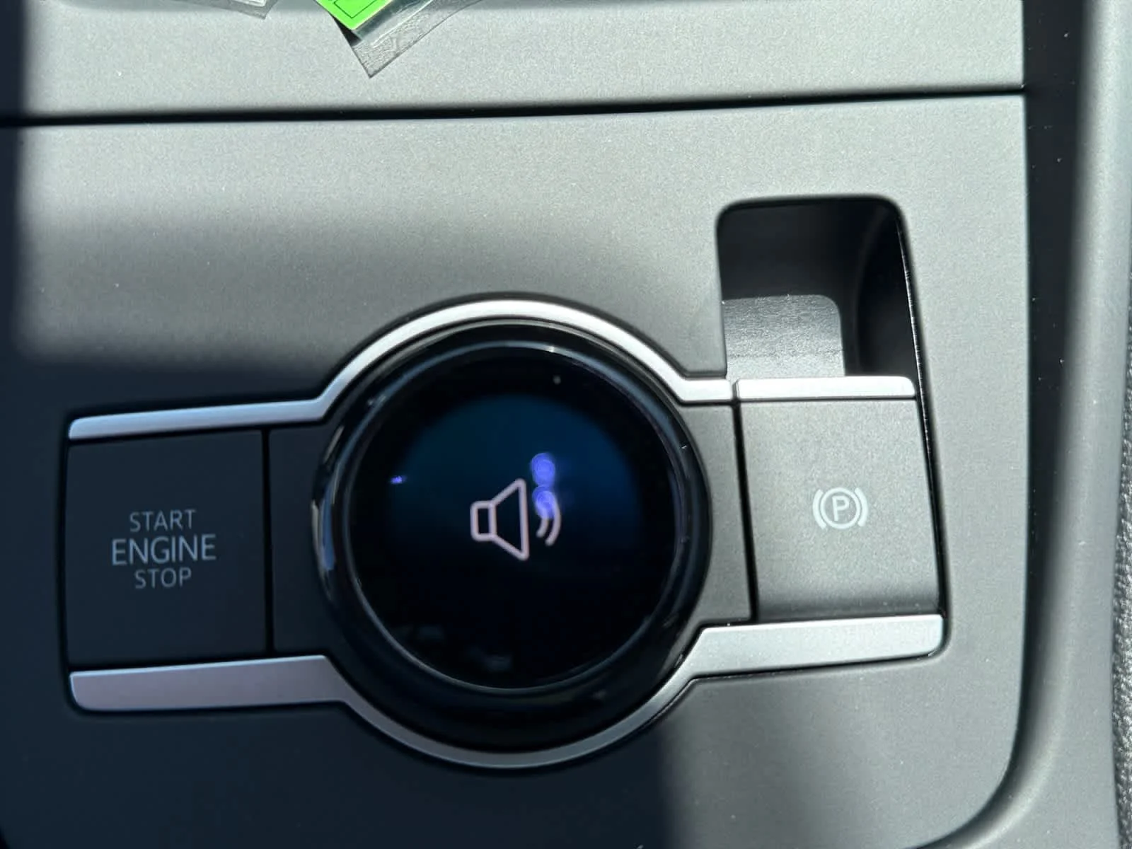 2026 Volkswagen Tiguan SE - Photo 17