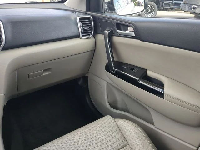 Certified Used 2020 Snow White Pearl Kia EX image 17