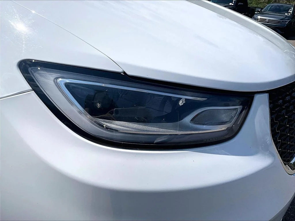 Used 2023 Bright White Clearcoat Chrysler Touring L image 33