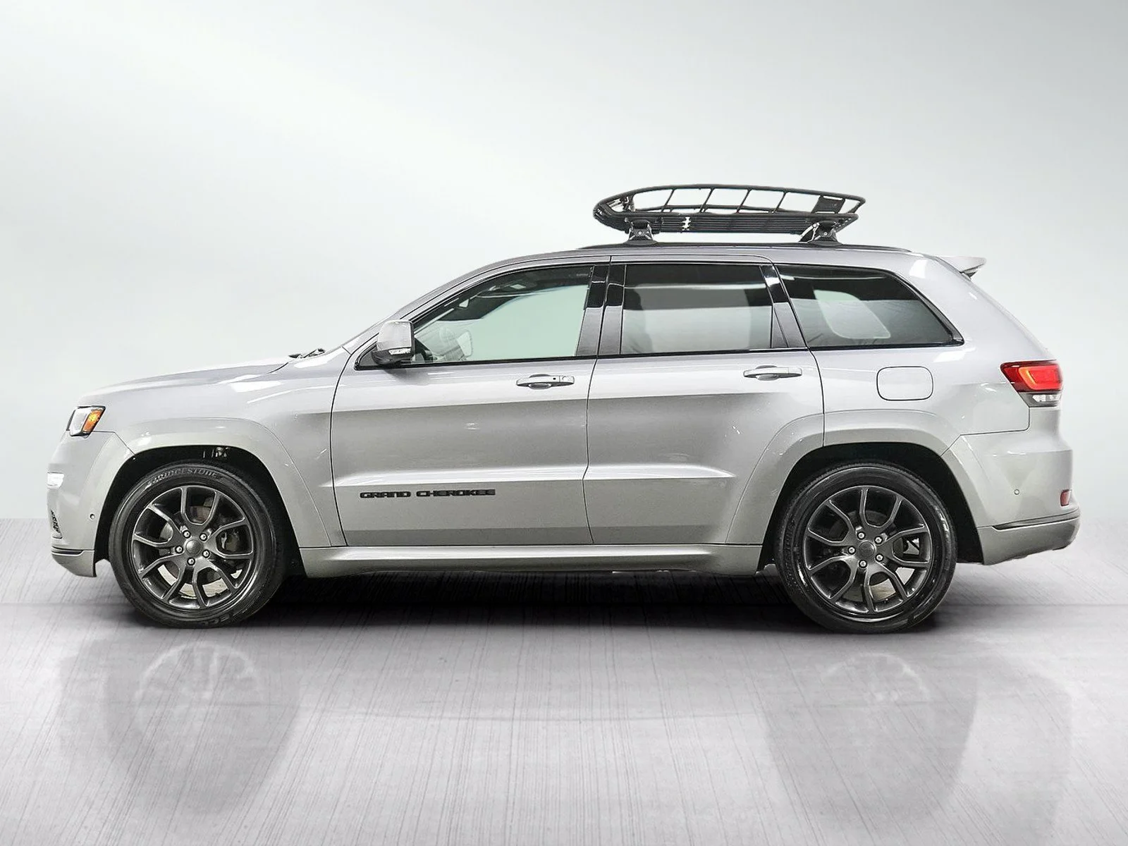 Used 2021 Jeep Grand Cherokee High Altitude with VIN 1C4RJFCTXMC564451 for sale in Wayzata, Minnesota