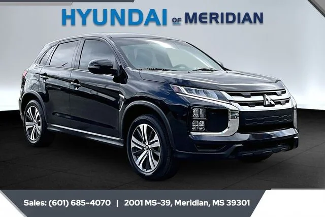 2023 Mitsubishi Outlander Sport 2.0 SE AWC CVT's photo